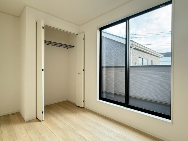 川口市戸塚東第11　新築一戸建て　2号棟の収納|たっぷりとした収納スペースです