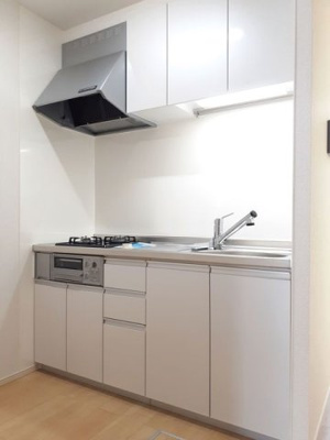 【キッチン】 | レアリゼ | コンパクトなキッチンで掃除もラクラク