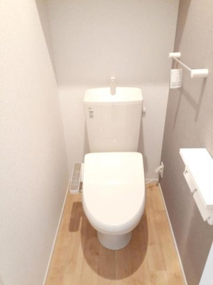 【トイレ】 | レアリゼ | 落ち着いたトイレです