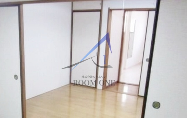 北村方の居間・リビング|洋室のお部屋です。