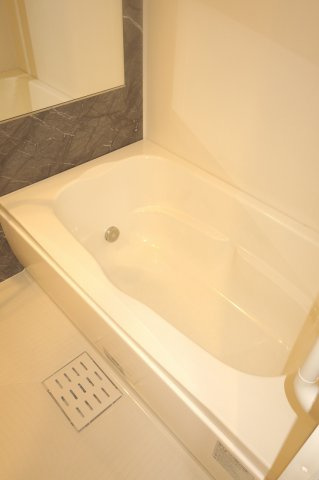 Live Casa西台の浴室