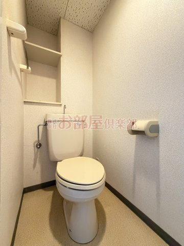 フローラルマンションのトイレ|ゆったりとした空間のトイレです