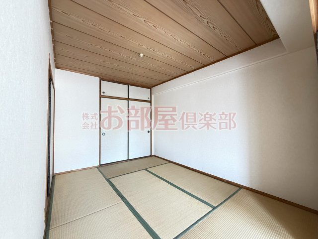 フローラルマンションの和室|和室ならではの温かな和の空間で寛ぎの時間を過ごせます