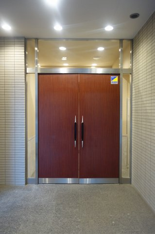 ステラメゾン茗荷谷のエントランス