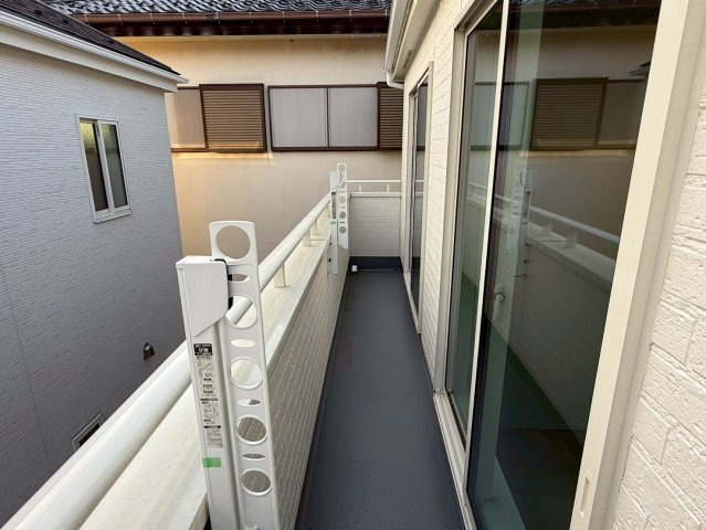 川口柳根町第3　新築一戸建て　1号棟のバルコニー|バルコニーからの眺めを楽しみながら食事をしませんか