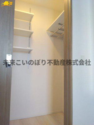 【収納】 | デュオヒルズ西大宮ザ・グランテラス | 各居室には十分な収納スペースを確保。お部屋全体を広々と使うことができます。