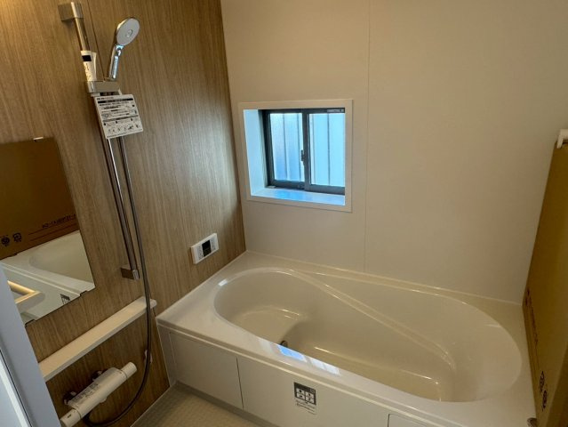 川口市安行領根岸　新築一戸建て　A号棟の浴室|きれいなお風呂です
