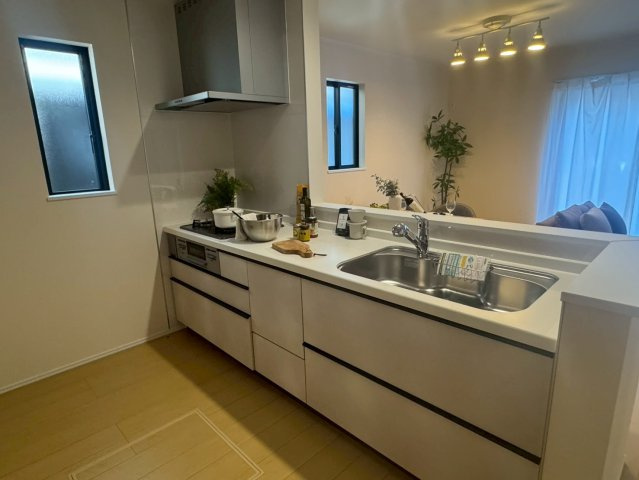 前川2丁目　新築戸建て　A号棟のキッチン|お料理しやすいキッチンです