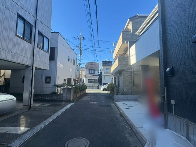 前川2丁目　新築戸建て　A号棟の前面道路含む現地写真|前面道路含む現地写真です