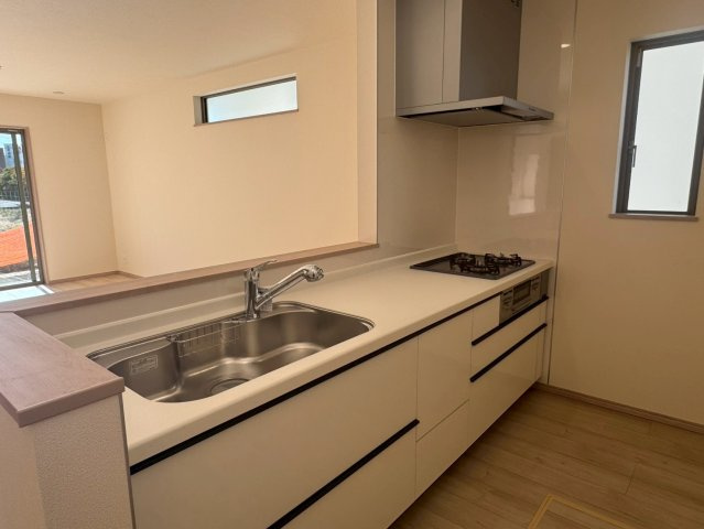 川口市安行領根岸　新築一戸建て　B号棟のキッチン|キッチンでお料理をお楽しみください