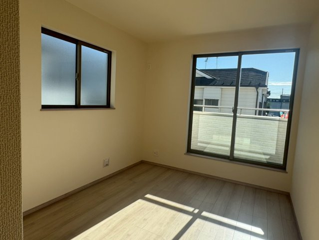 川口市安行領根岸　新築一戸建て　B号棟の寝室|ゆとりの広さです