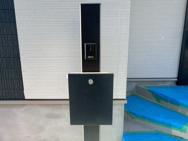 川口市安行領根岸　新築一戸建て　C号棟のその他共用部分|郵便ポスト