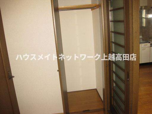 ハイツさいがたのその他共用部分|クローゼット（参考反転タイプ）