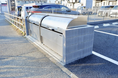 敷地内にゴミ置き場あります♪
