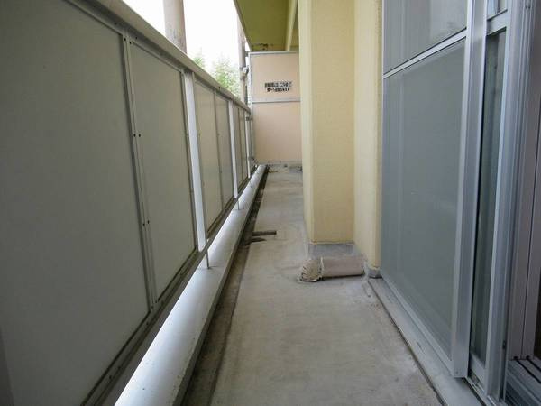 ビレッジハウス苗木1号棟のバルコニー|ビレッジハウスの同一物件・同一タイプの間取りの写真です