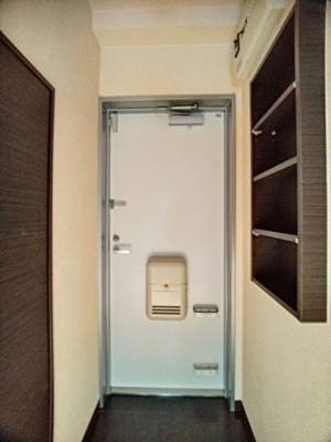 【玄関】 | レオネクスト髙橋 | コンビニまで308m 徒歩4分