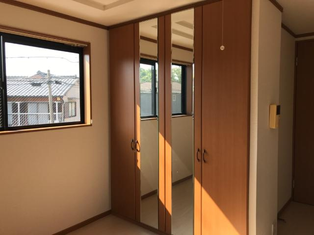 リバーサイド静の収納|クローゼット