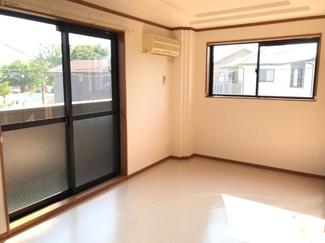 リバーサイド静の内装|洋室