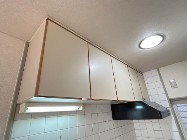 エルハイム浅間町のキッチン|キッチン吊戸棚