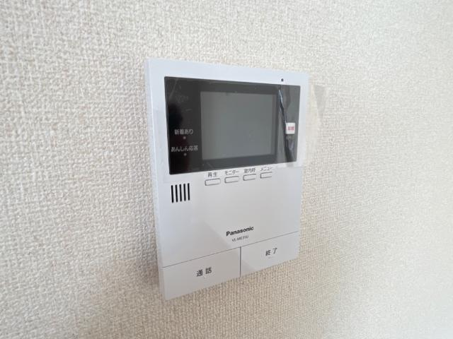 エルハイム浅間町の内装|カメラ付インターホン
