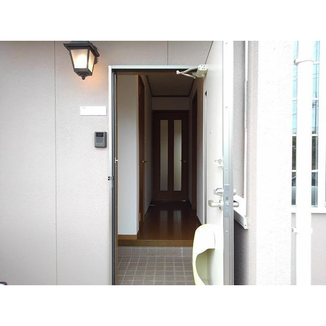 キャンサー＆パイシーズＡ棟・Ｂ棟の玄関