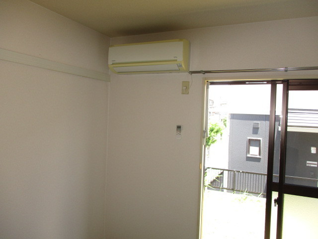 西谷ハイツＣの寝室