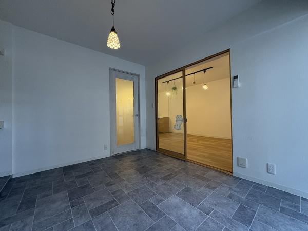 【洋室】 | エバーグリーン淀川2号棟