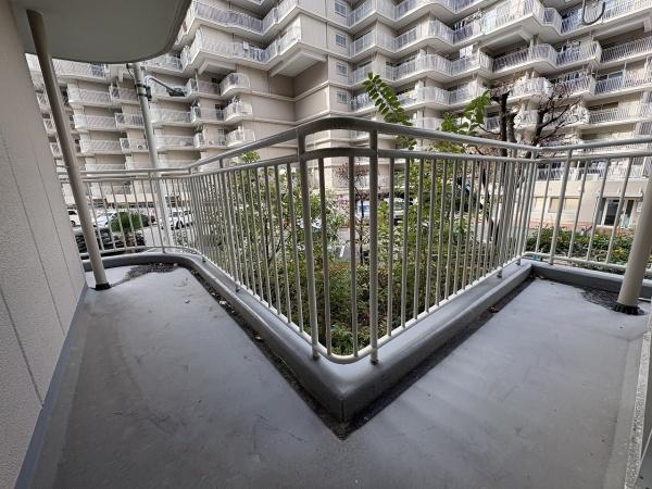 【バルコニー】 | エバーグリーン淀川2号棟