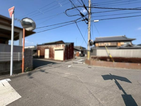 和歌山市岩橋　土地の前面道路含む現地写真