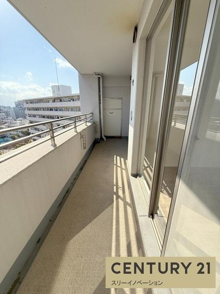 エスリード弁天町のバルコニー