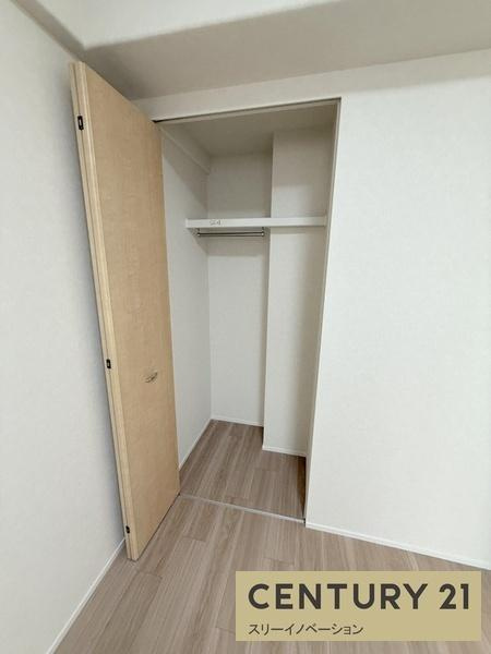 エスリード弁天町の収納