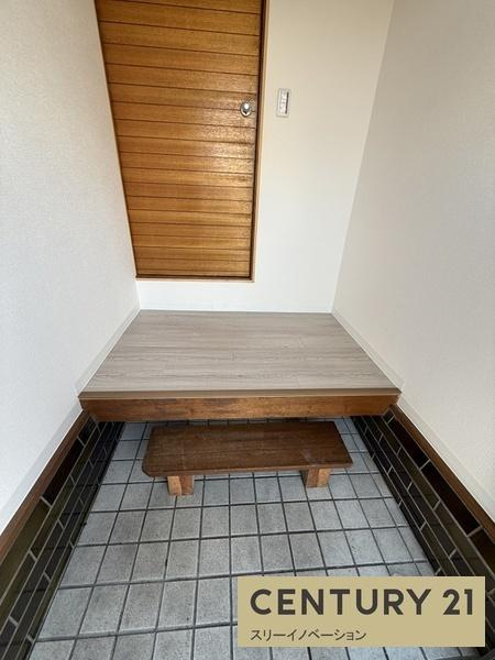 港区田中1丁目中古戸建の玄関