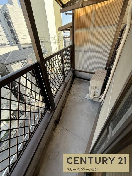 磯路３丁目中古戸建のバルコニー