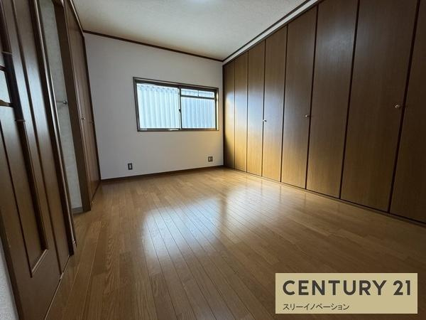 磯路３丁目中古戸建の洋室