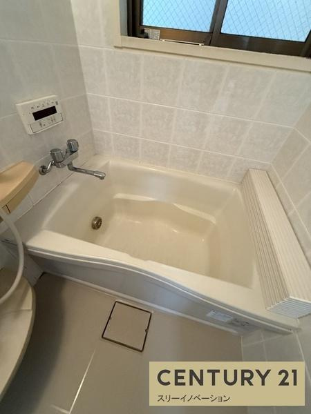 磯路３丁目中古戸建の浴室