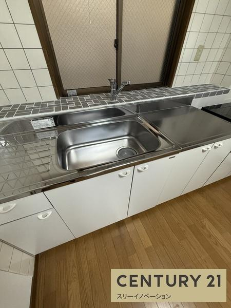 磯路３丁目中古戸建のキッチン