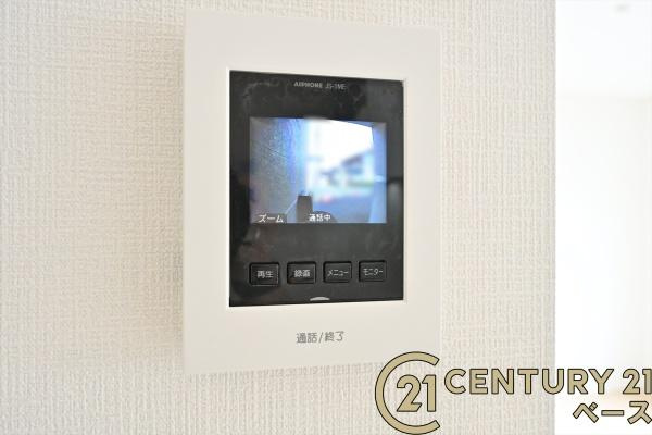 クレイドルガーデン大中 １号棟 ／新築一戸建の内観：施工例|■玄関には大容量収納スペースを完備！■