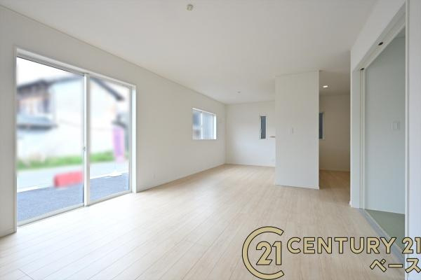 クレイドルガーデン大中 １号棟 ／新築一戸建の内観：施工例|■浄水器付きのシステムキッチンです！■