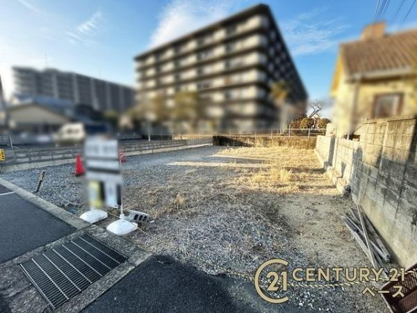 大和郡山市九条町の売地の外観|■現地撮影写真■近鉄橿原線「九条」駅まで徒歩５分！敷地面積は約６９坪と建築条件なしの売土地です！お気軽にお問い合わせください！
