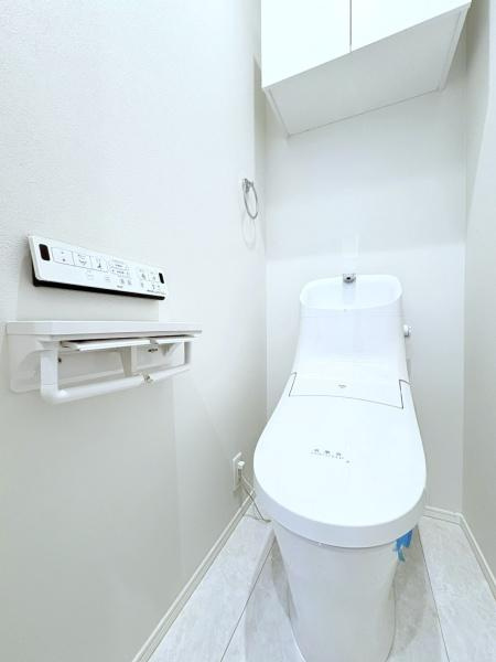 横浜市中区本牧元町の中古一戸建のトイレ