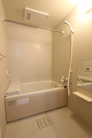 エバーグリーン２１の浴室|参考写真です。現況優先。