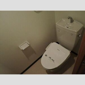 シルエラのトイレ