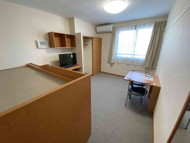 レオパレスインペリアルの居間・リビング|設備・仕様は号室により異なる為、現況を優先致します。