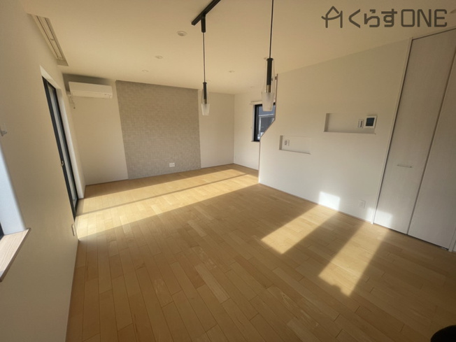 【居間・リビング】 | 姫路市下手野4丁目／未入居戸建