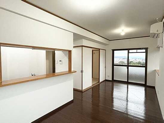 【居間・リビング】