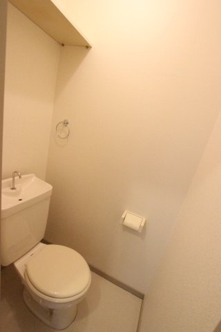 ハピネスⅠのトイレ|現状優先です。