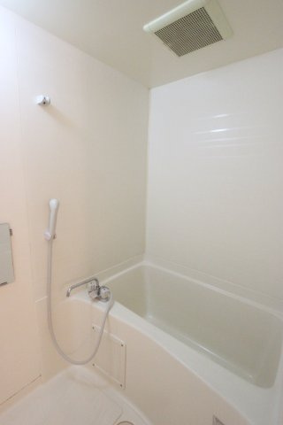 ハピネスⅠの浴室|現状優先です。