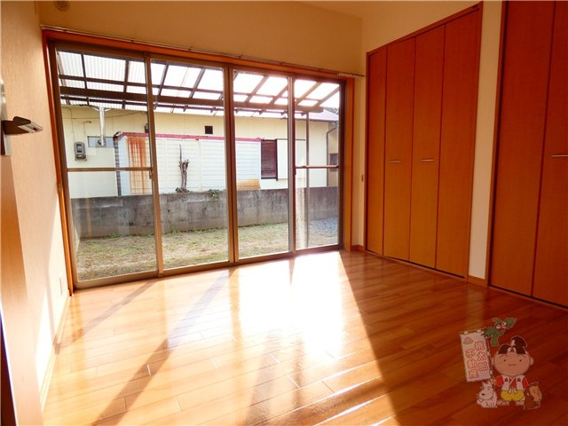 国富戸建貸家（619-4-4）の居間・リビング