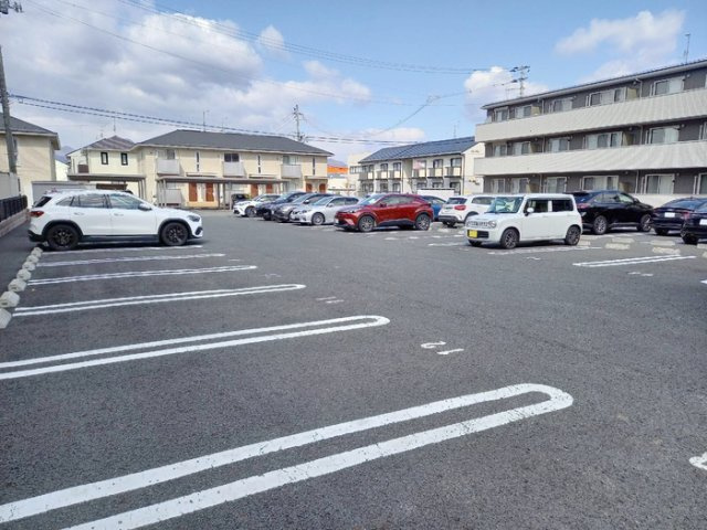 ＭＤＰマンション矢巾　Ｂの駐車場