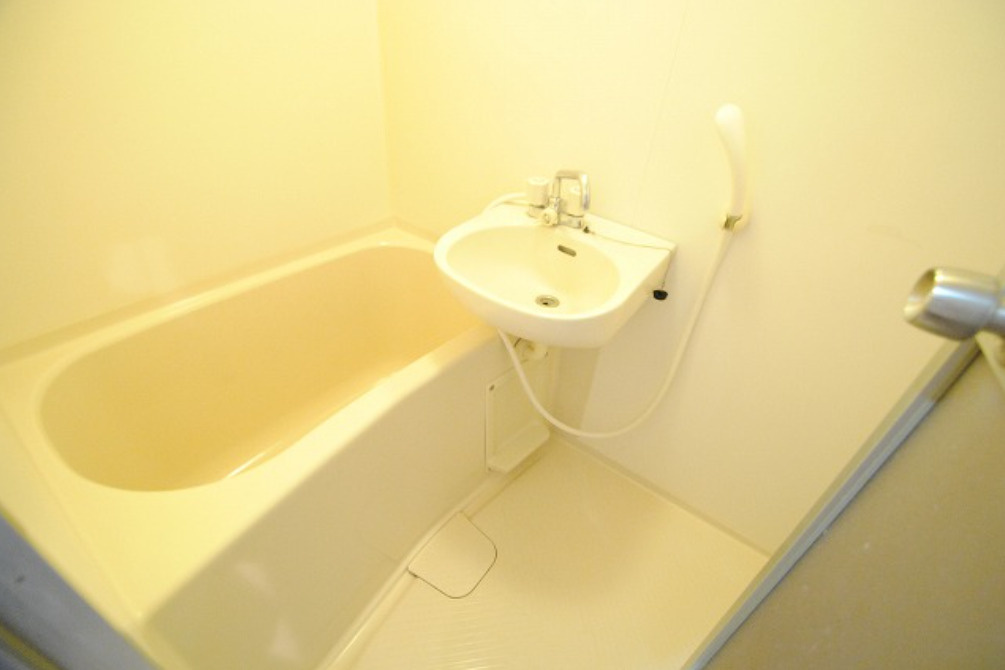 アーバンクルーザー六ツ門の浴室|※現況優先
